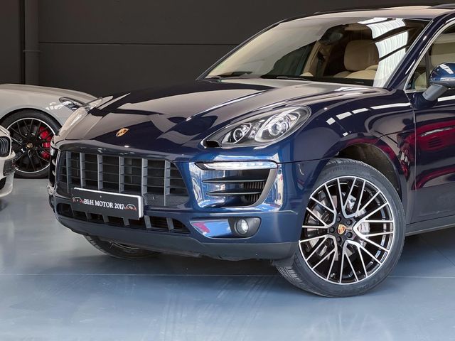 PORSCHE Macan S
