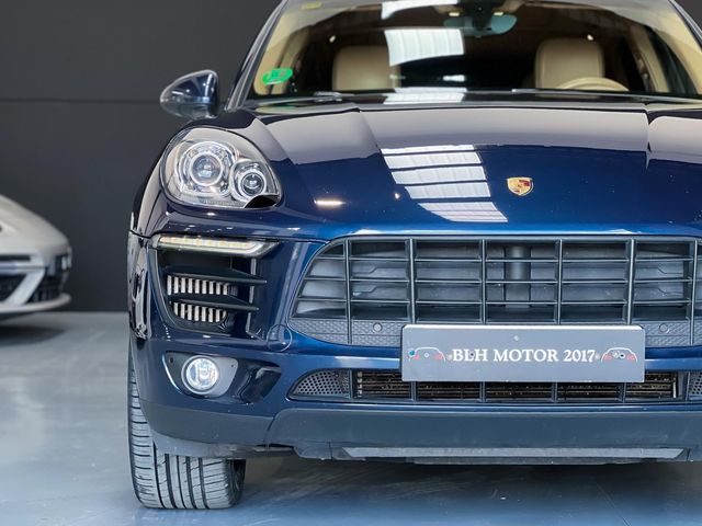PORSCHE Macan S