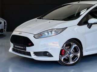 FORD Fiesta 1.6 EcoBoost 182cv ST 3p