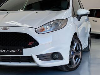 FORD Fiesta 1.6 EcoBoost 182cv ST 3p