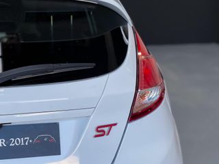 FORD Fiesta 1.6 EcoBoost 182cv ST 3p