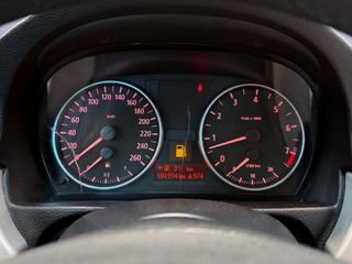 BMW Serie 3 330i (E90)
