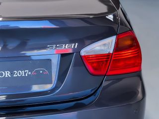 BMW Serie 3 330i (E90)