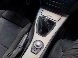 BMW Serie 3 330i (E90)