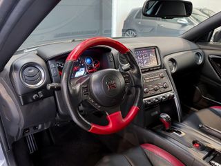 NISSAN GT-R 3.8 V6 550CV Black Edition