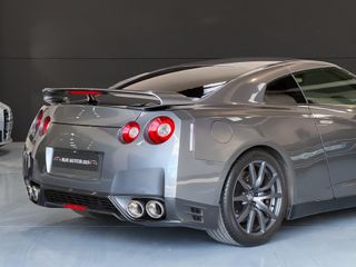 NISSAN GT-R 3.8 V6 550CV Black Edition