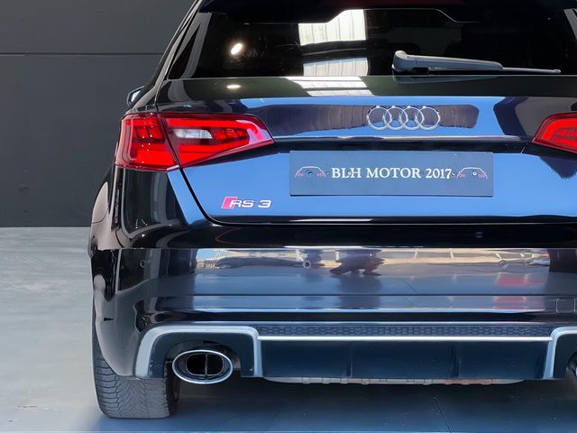 AUDI A3 2.5 TFSI RS3 S tronic quattro Sportback