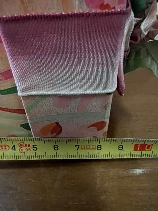 Scatola decorativa floreale