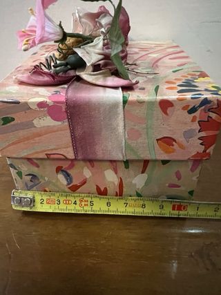 Scatola decorativa floreale