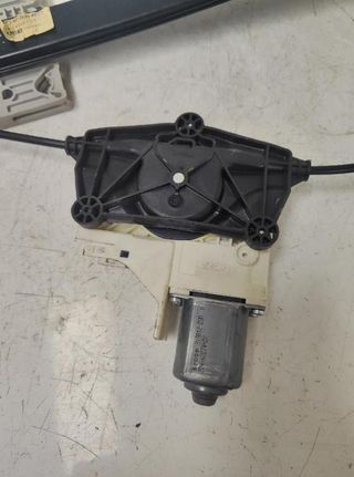 Audi 199059 elevalunas tras izq 8k0839461a a4 ber.