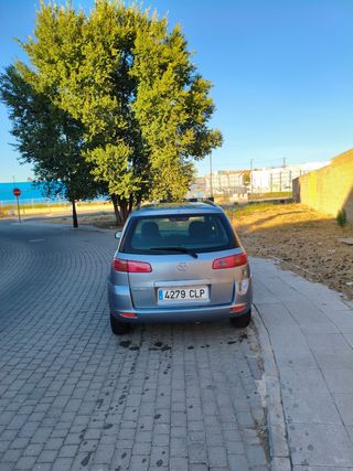 Mazda 2 2003