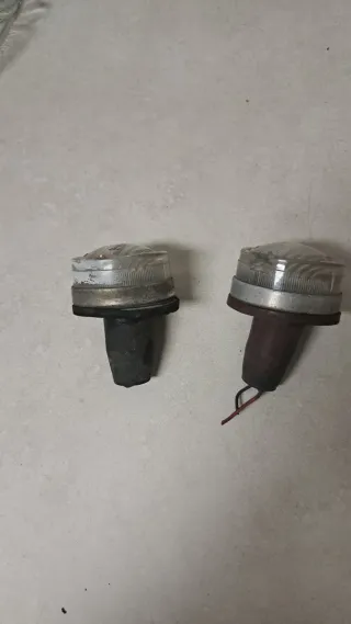 Luces de Posicion Renault R8 