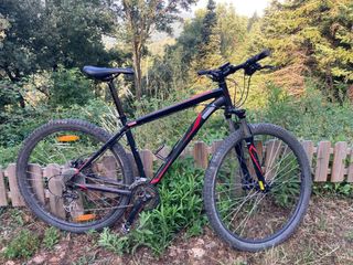 Bicicleta Specialized Hardrock Negra