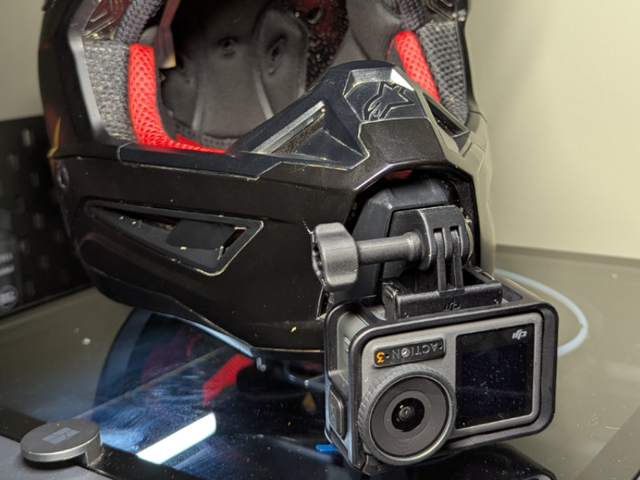 Adattatore per casco GoPro