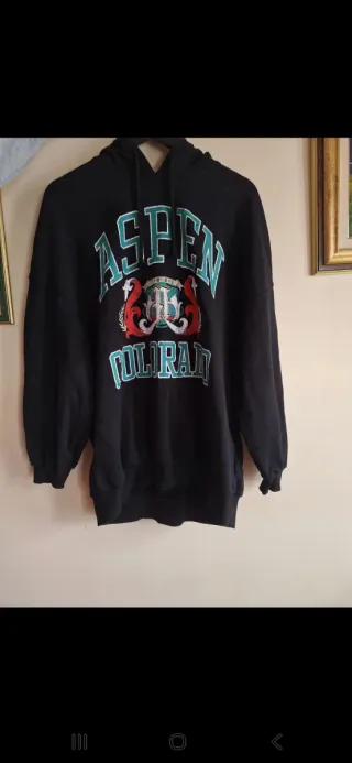 Sudadera Bershka Negra con Capucha