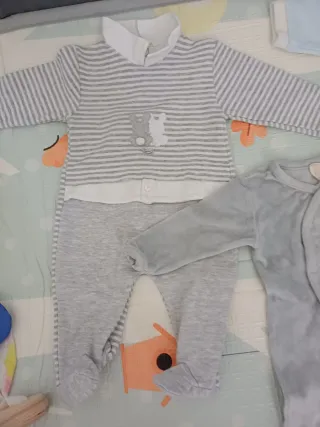 Lotto 3 tutine bimbo 1 mese