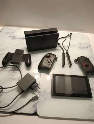 Nintendo Switch Negra Completa