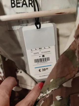 Chaqueta Pull and Bear camuflaje
