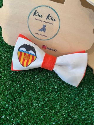 Pajarita Valencia C.F. Naranja y Blanca