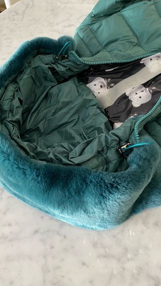 Piumino Bosideng verde con cappuccio