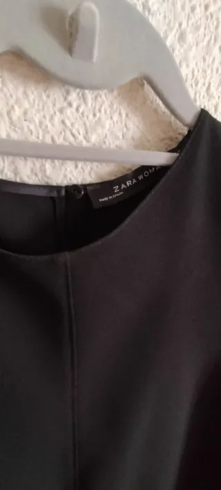 Top Zara Negro Asimétrico