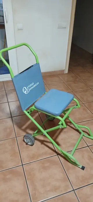 Silla de ruedas de traslado y/o escaleras