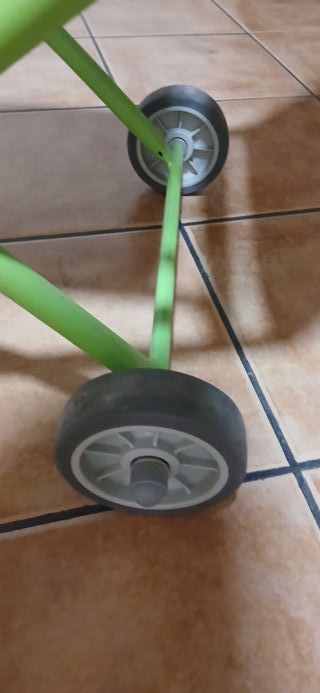 Silla de ruedas de traslado y/o escaleras