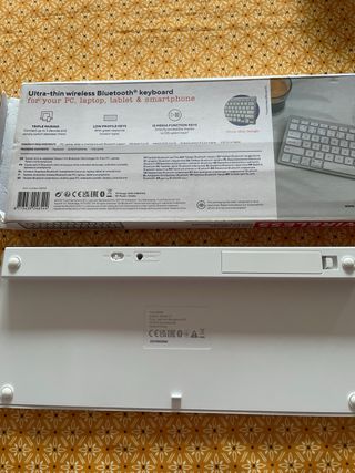 Teclado Bluetooth Trust Plata/Blanco