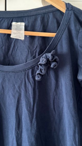 Camiseta Zara azul con lazo