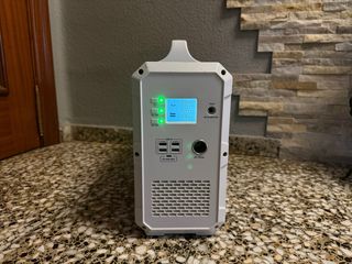 Generador Solar Portátil POWEROAK EB240