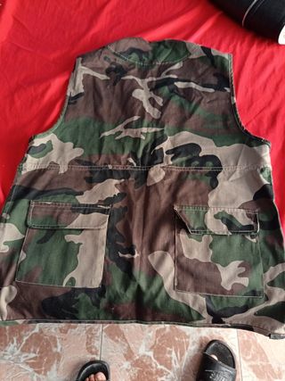 Chaleco militar camuflaje