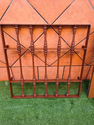 Ventana 80x80 con reja y mosquitera