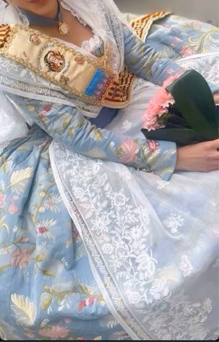 Vestido de Fallera azul y rosa