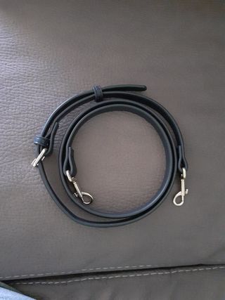 Tracolla Tommy Hilfiger in pelle nera