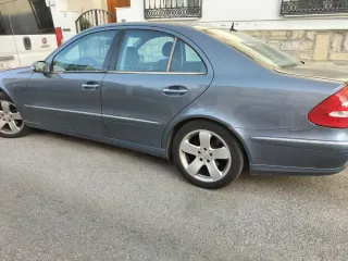 Mercedes-Benz Clase E 2002