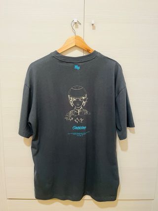 Camiseta Bershka Estilo Japonés