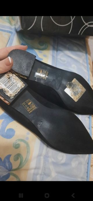 Zapatos negros de fiesta con perlas