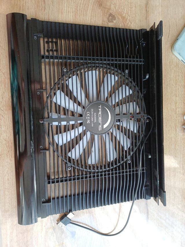 Base Refrigeradora para portátil TACENS