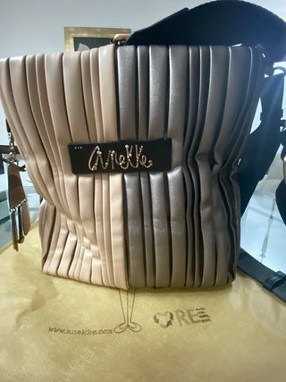 Bolso Anekke Beige y Plateado