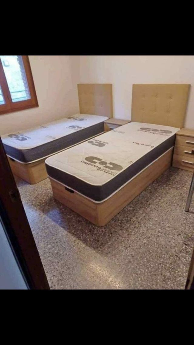 Cama de madera