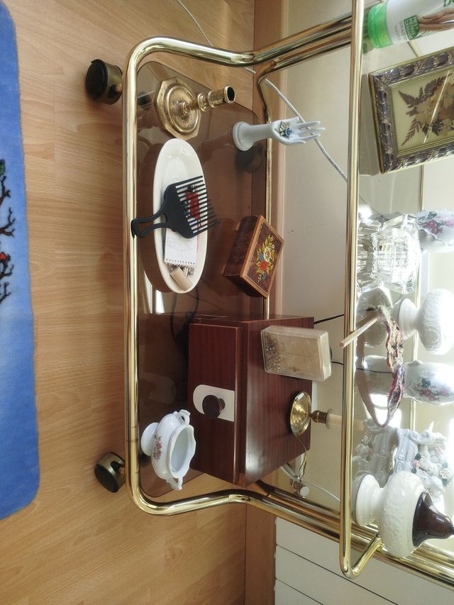 Mesa TV cristal como nueva,