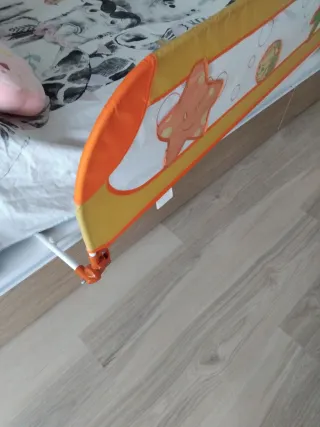 Barrera de seguridad infantil para cama