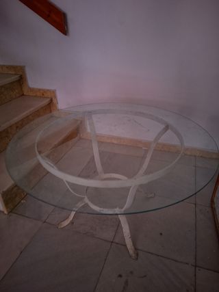 Mesa redonda cristal y metal