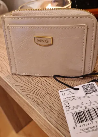Monedero Mango beige/blanco roto nuevo