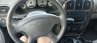 SE VENDE CHRYSLER VOYAGER – 7 PLAZAS 2001