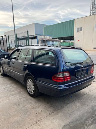Despiece, Mercedes E270 CDI W210 
Año 2003 