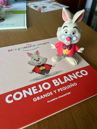 Mis primeros amigos Disney 
CONEJITO BLANCO 