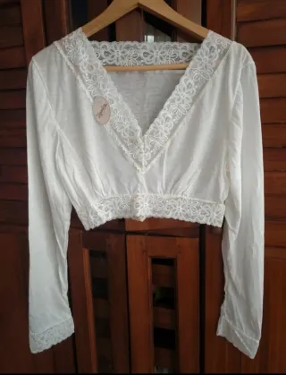 Crop top manga larga blanco