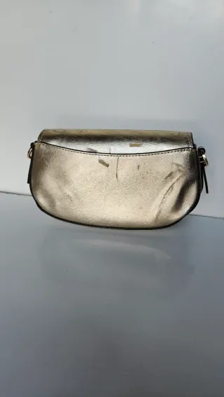 Bolso Michael Kors Mila Small Chain Sling dorado