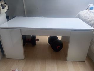 Mesa elevable blanca